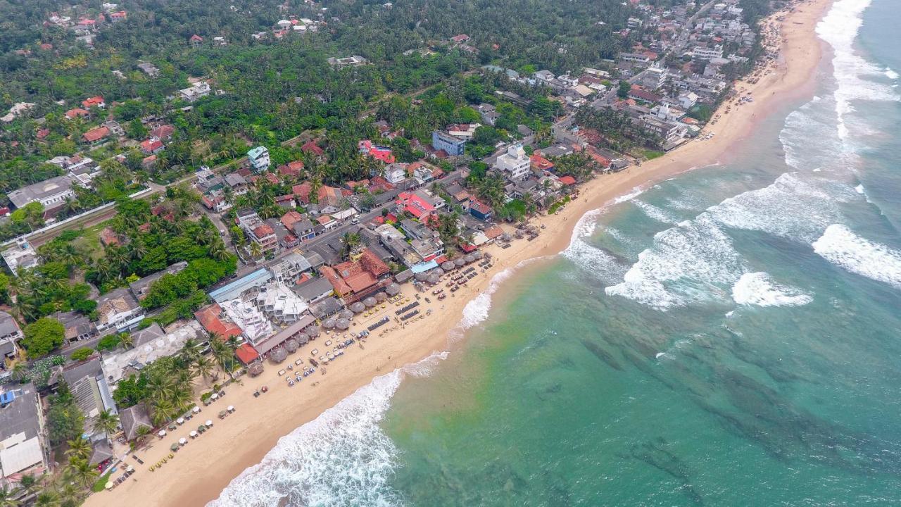 Hotel Apollo Hikkaduwa Bagian luar foto